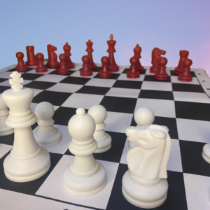Ajedrez Ultimate, piezas rojas con blanco y tablero blanco  y negro